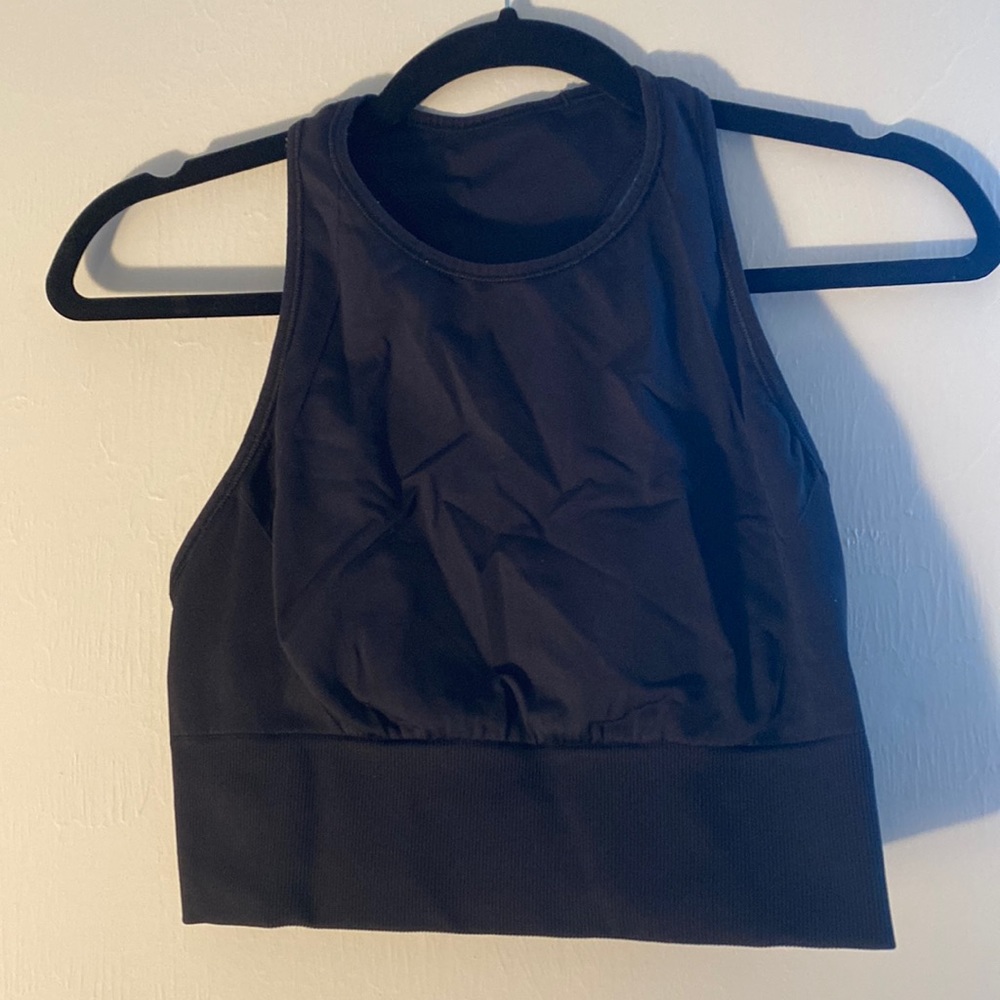 Lululemon black sports bra
